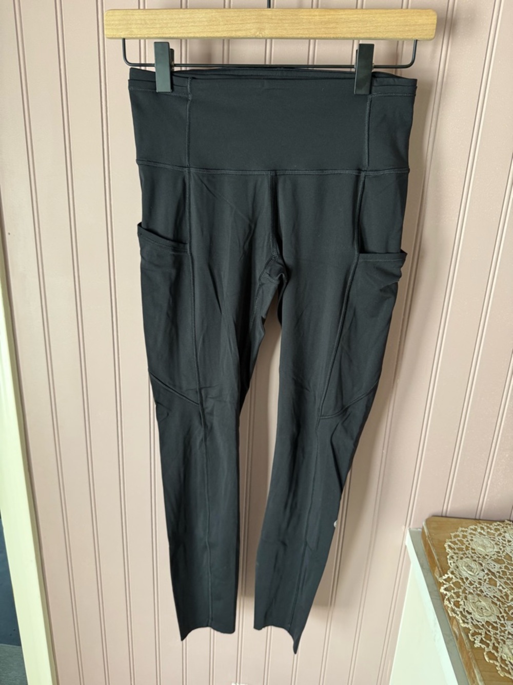 Lululemon fast and free crop- black size 4